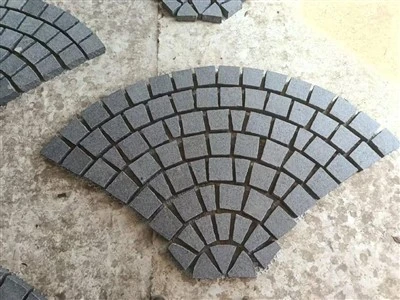 Mesh-Batu Corak Kipas G684 yang Disokong